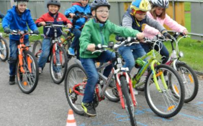 Schulunterricht im Radsattel