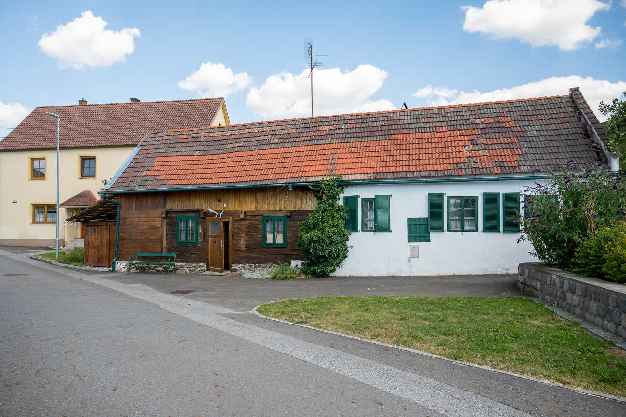 06-waldviertler-bauernhaus-in-merkengersch_01