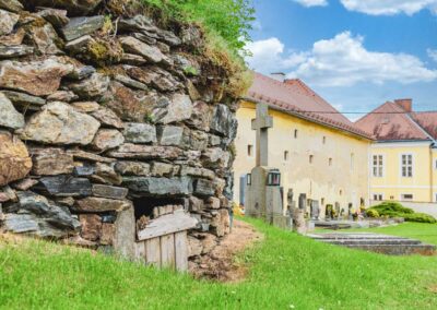 Karner in Weikertschlag